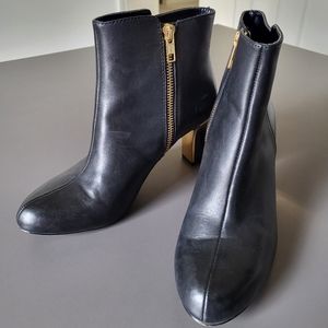 Anne Klein Soft Leather Bootie Black 6M